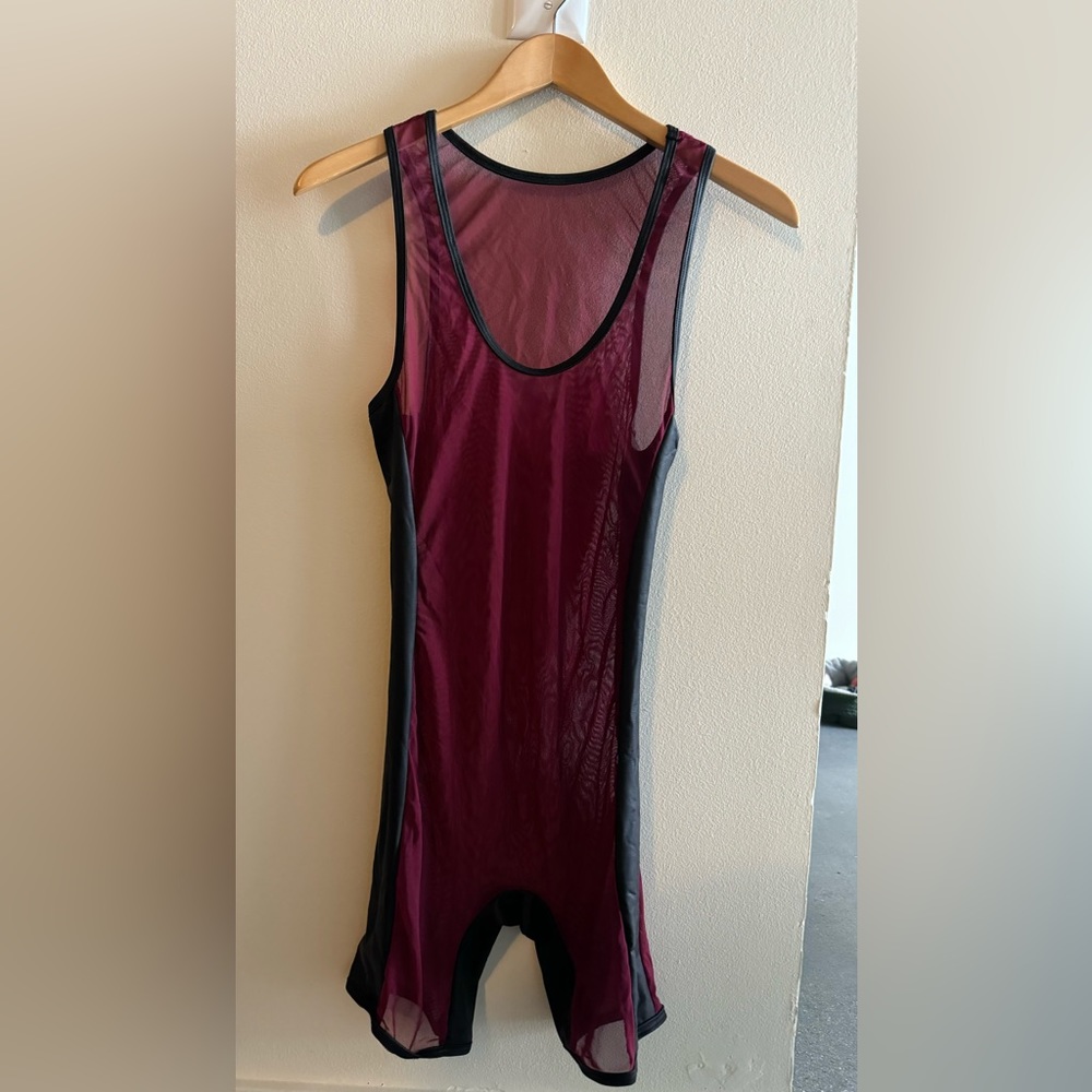 Mesh Singlet